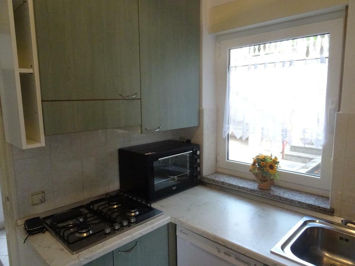 Apartman Iris S Terasom Rijeka Exterior foto