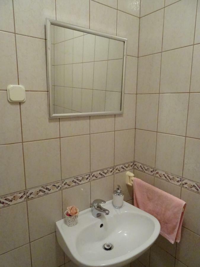 Apartman Iris S Terasom Rijeka Exterior foto