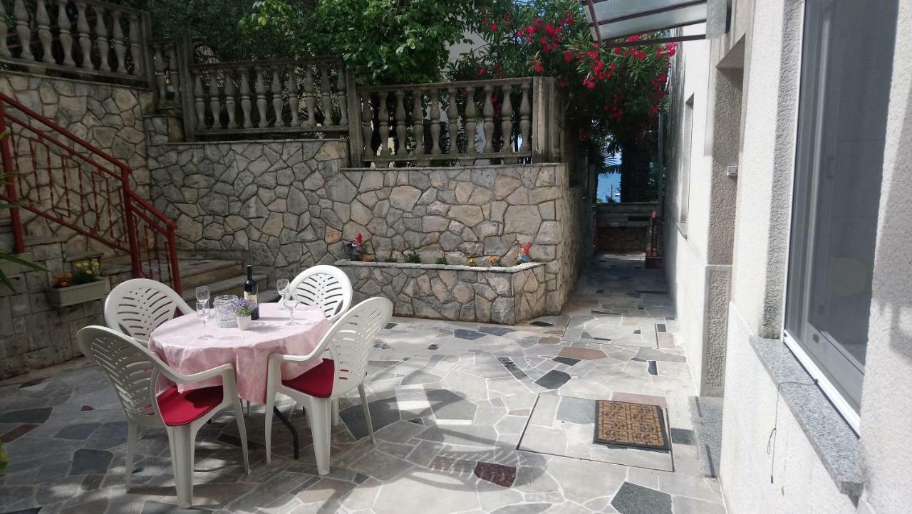 Apartman Iris S Terasom Rijeka Exterior foto
